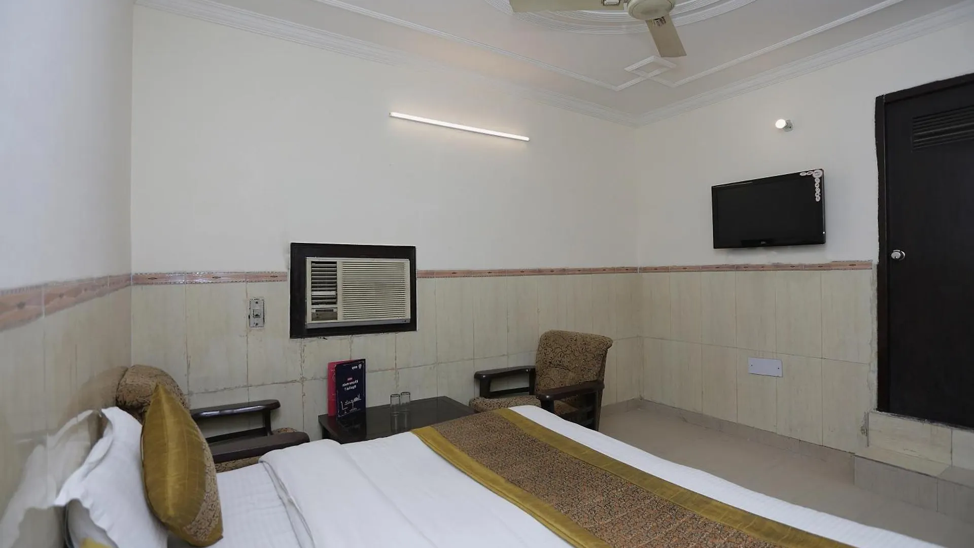 Hotel O City Lite Near Delhi Airport New Delhi