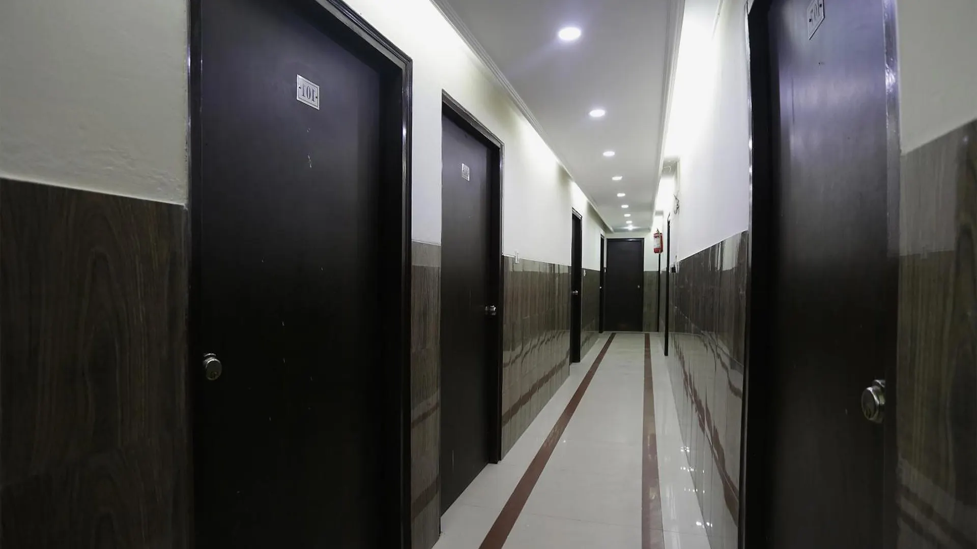 Hotel O City Lite Near Delhi Airport New Delhi